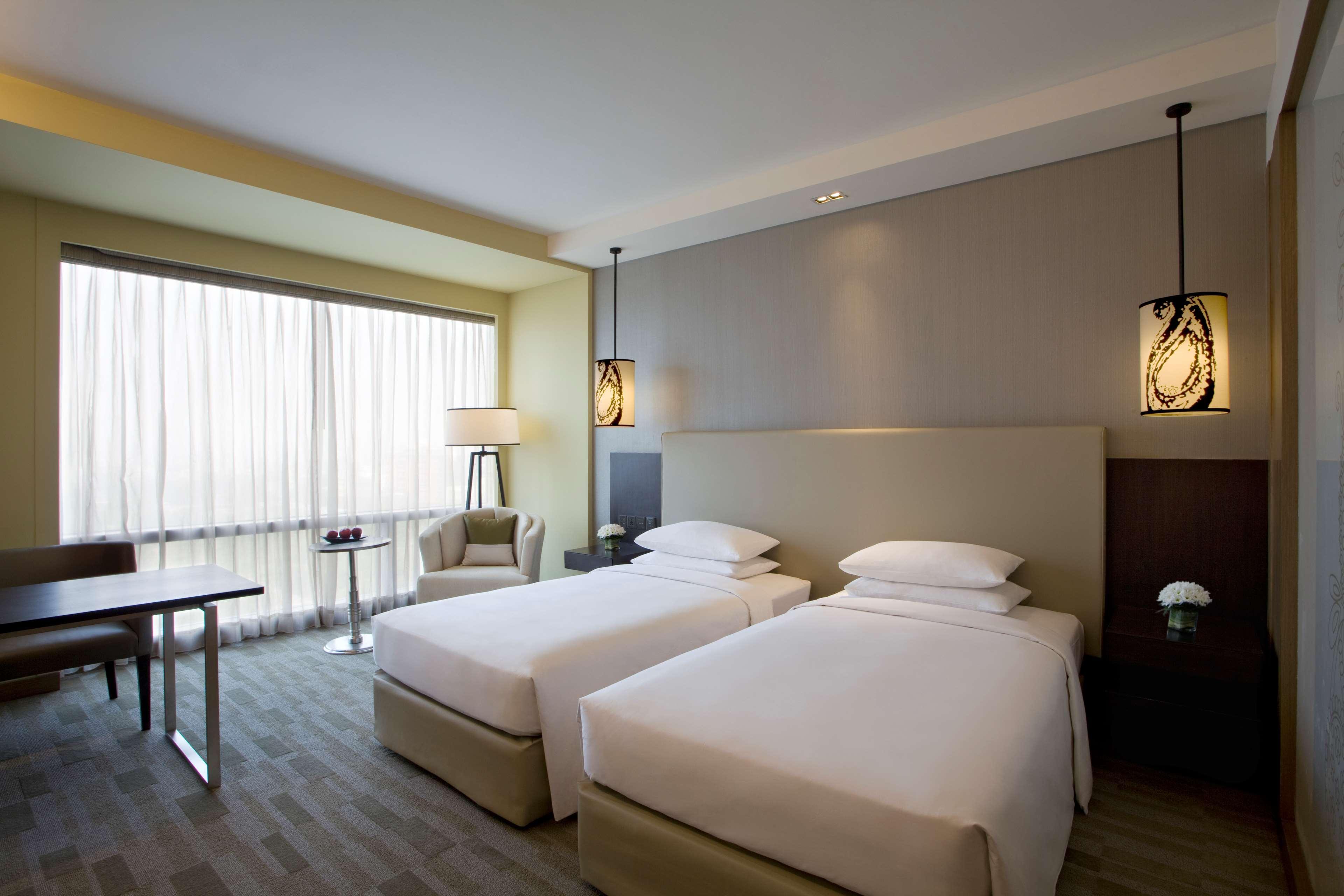 Hyatt Regency Ahmedabad Otel Dış mekan fotoğraf Deluxe Room