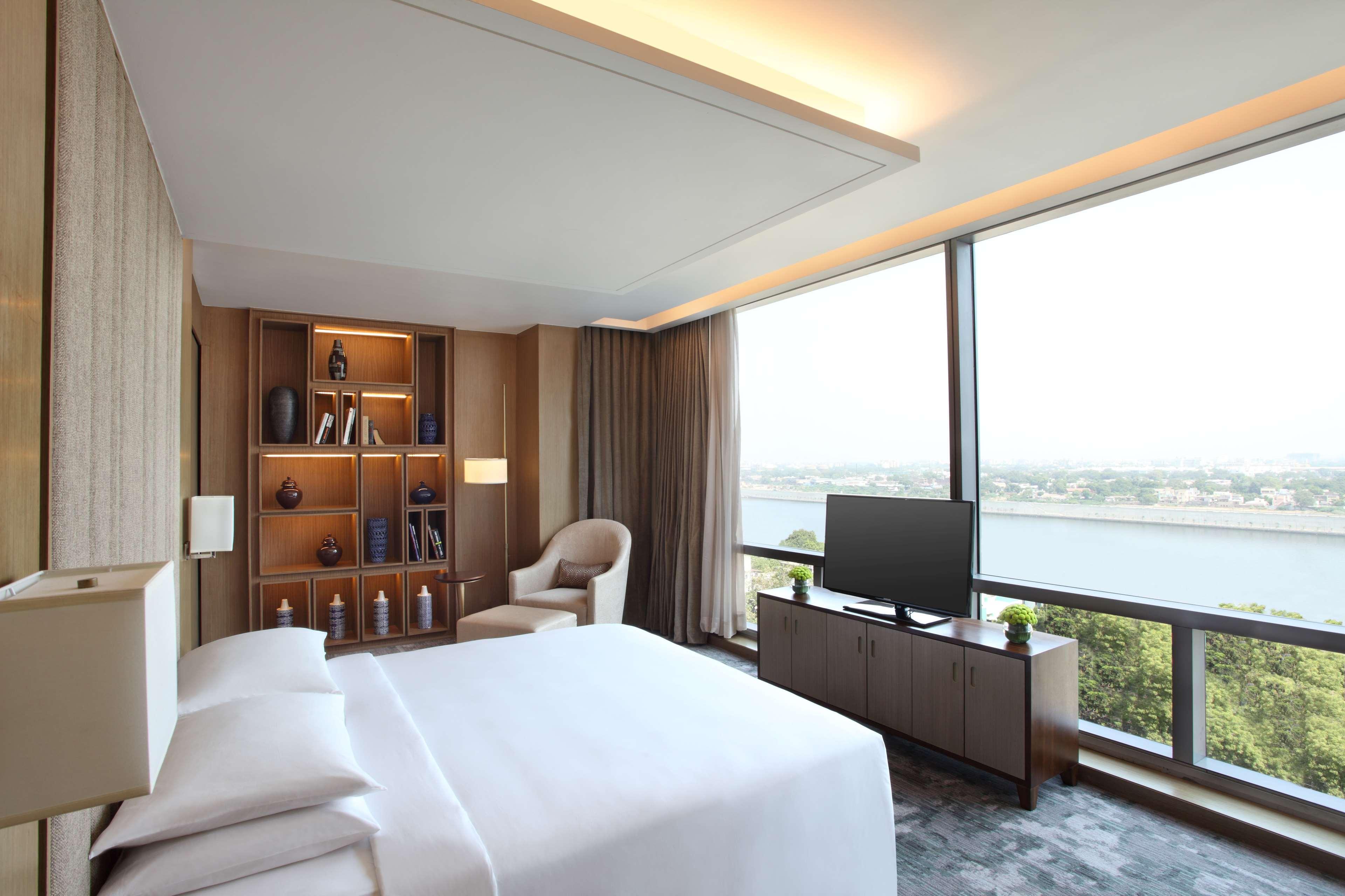 Hyatt Regency Ahmedabad Otel Dış mekan fotoğraf